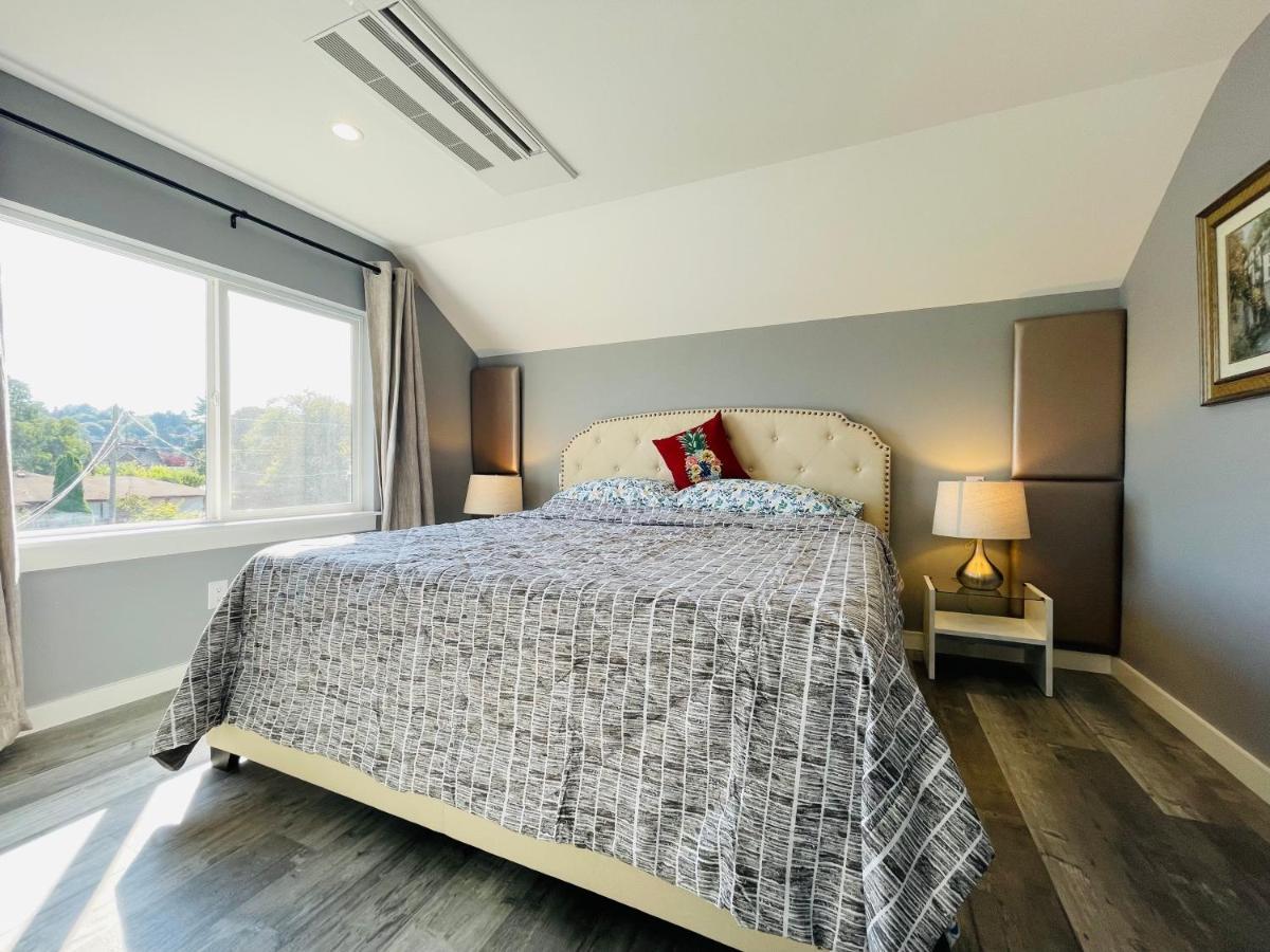 Green Lake 1St Line Home B With Central Air Conditioners Сиатъл Екстериор снимка