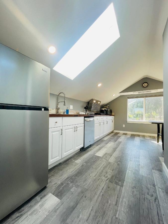 Green Lake 1St Line Home B With Central Air Conditioners Сиатъл Екстериор снимка